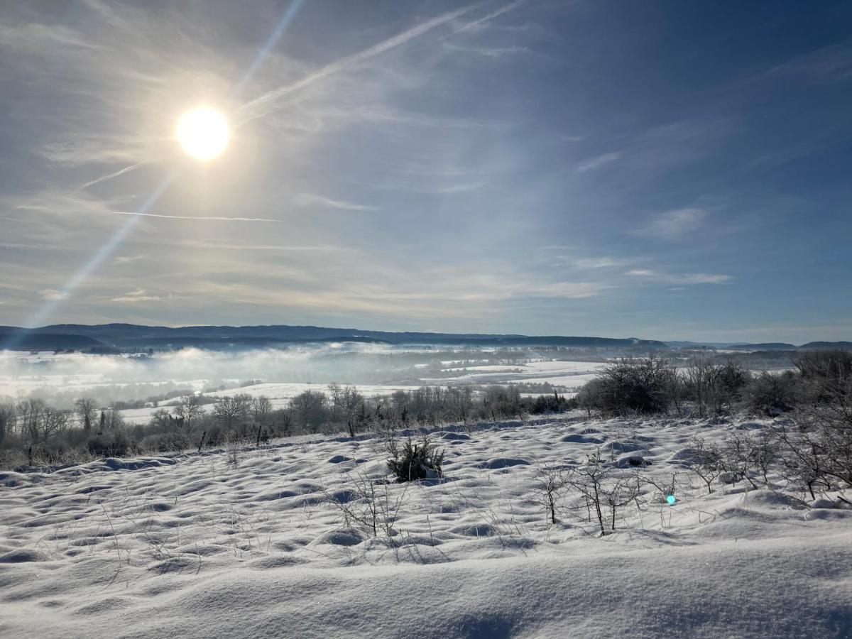 Gite La Janiat Montigny-sur-l'Ain Kültér fotó